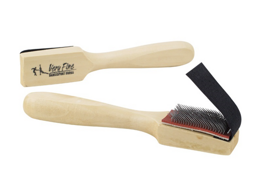 Cepillo para suelas de gamusa y mango de madera